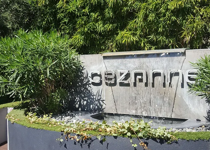 Cezanne فندق